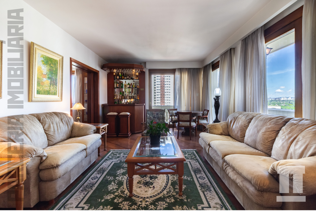 Apartamento em Pinheiros/SP, 3 suítes